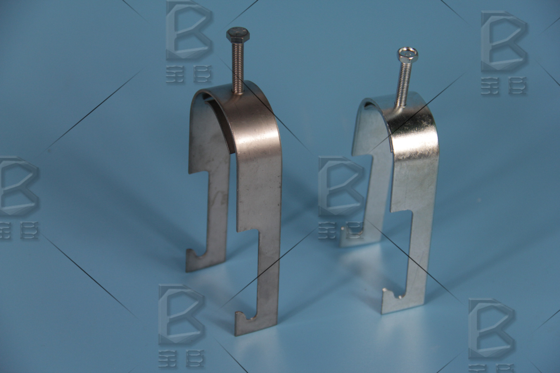 k08角钢电缆卡 fj-09花盘角铁用k09电缆卡 桥架梯桄角铁电缆卡子