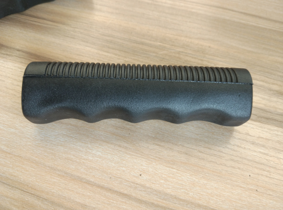 低价批发各种型号橡胶手把套握把塑料把手pvc无味手柄