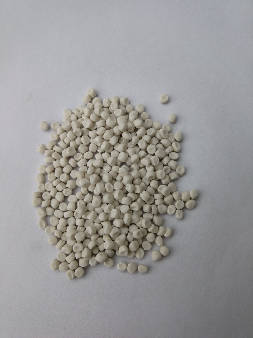 上虞信立毛绒玩具填充母粒 pp填充母料 塑料填充剂 填充料