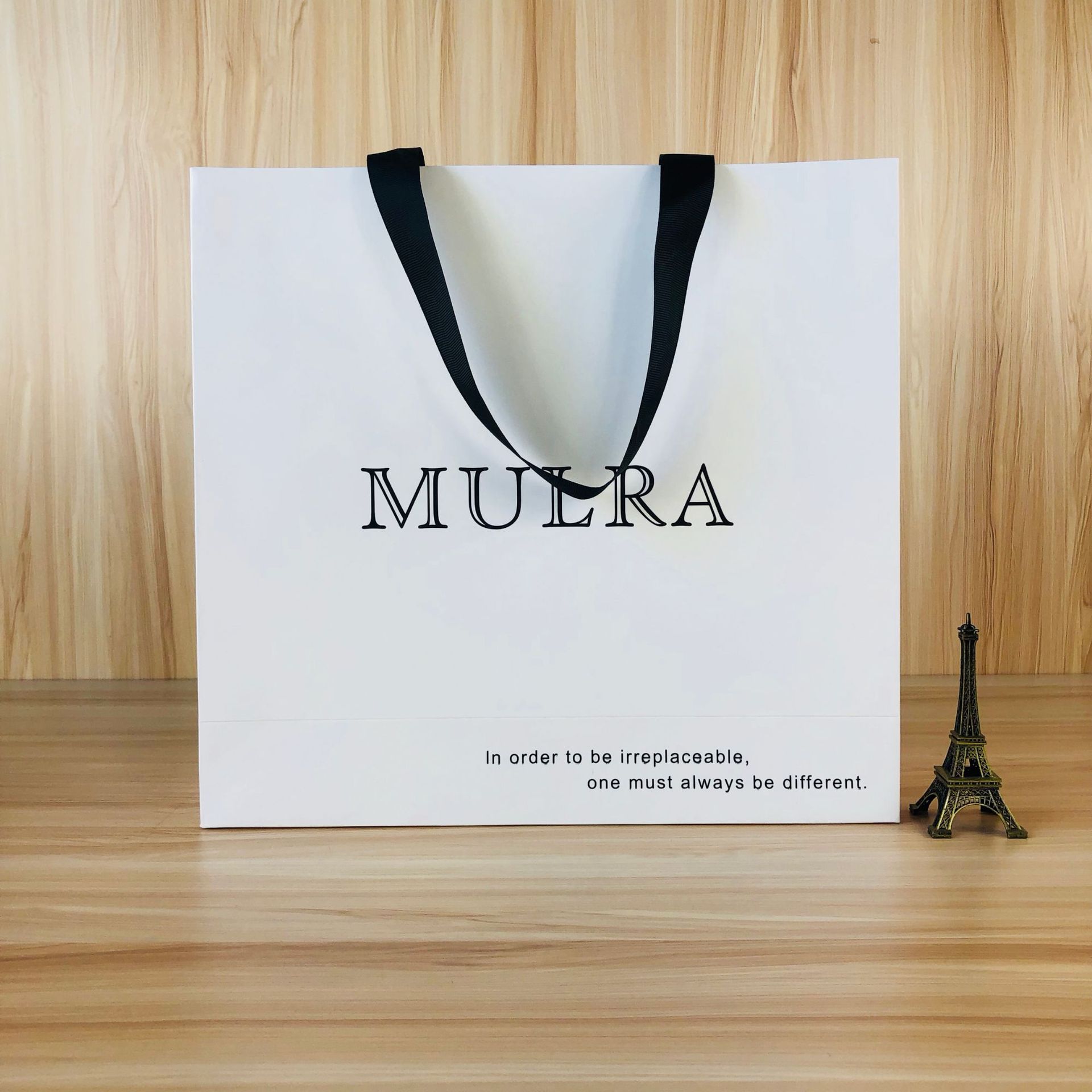 礼品包装袋_外贸罗纹带服装纸袋 礼品包装袋化妆品 手拎袋厂家定制 - 