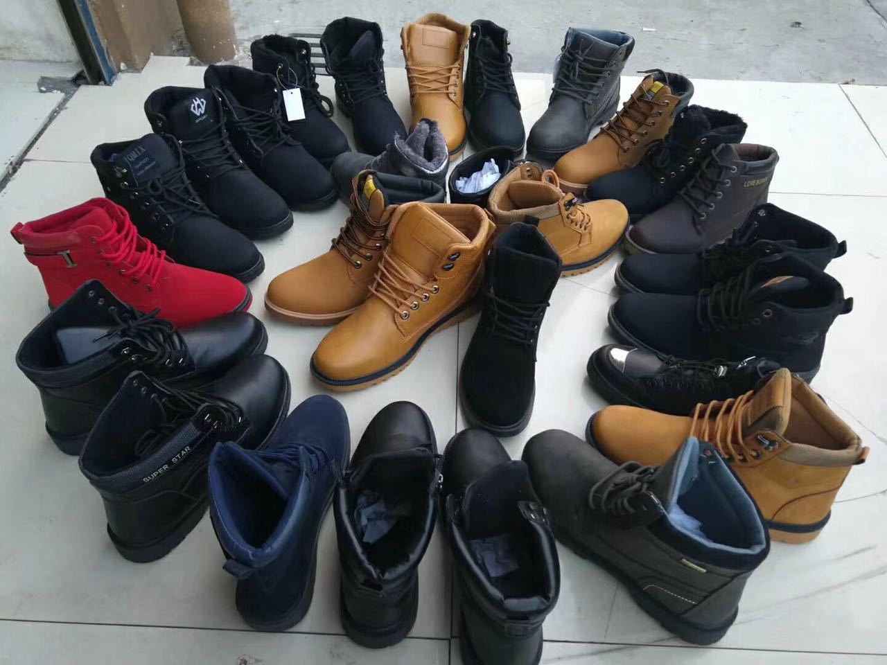地摊鞋子批发5元男士大棉二棉皮靴厂家直销男鞋低价清仓10元以下