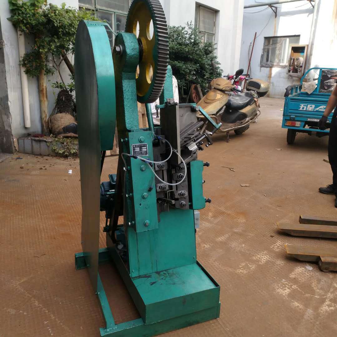 厂家定制立式卧式振动盘搓丝机螺丝机倒角机自动上料简单实用