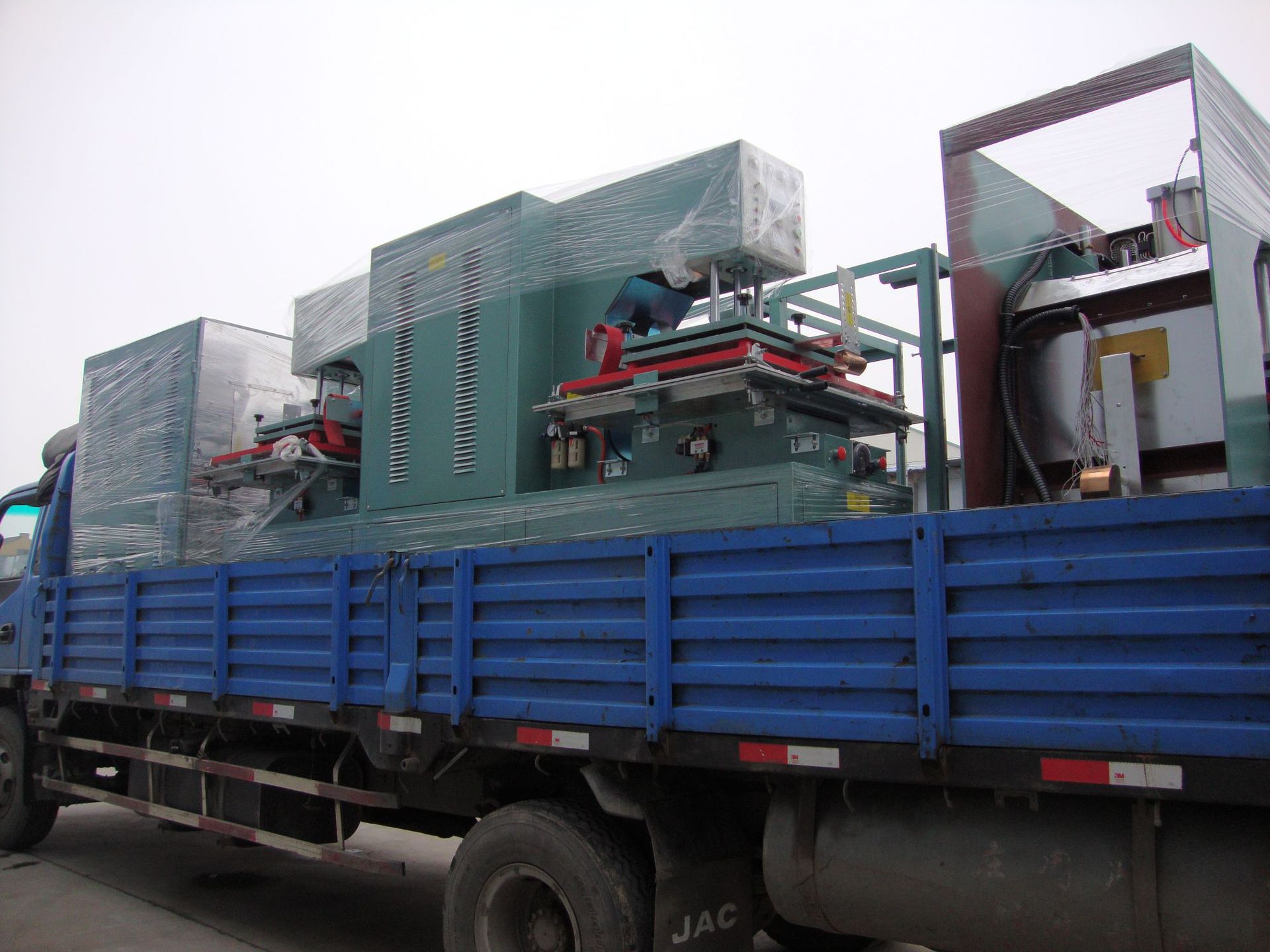 医疗床垫 水疗床垫高周波塑胶熔接机 大型高频机医疗产品生产设备