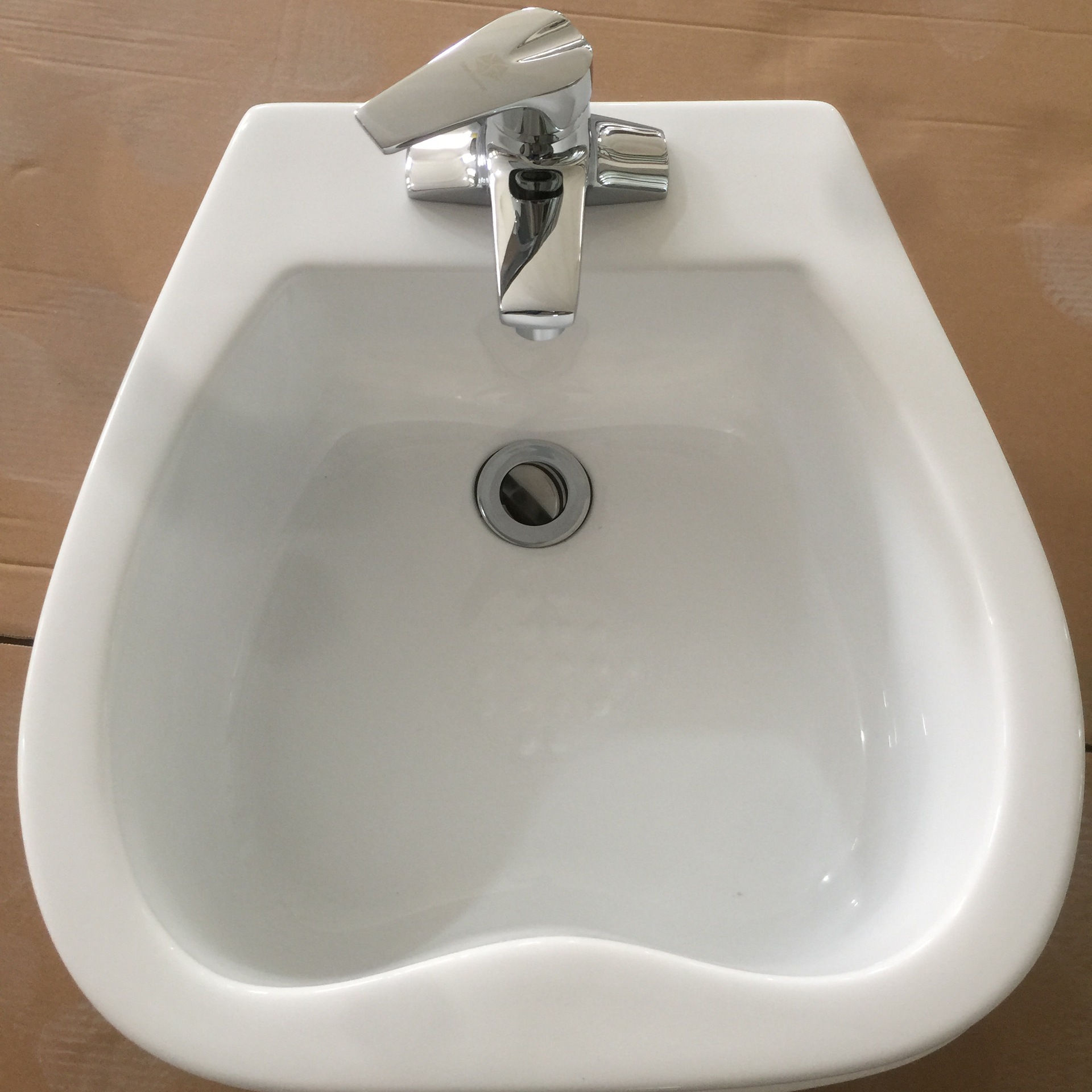 源头厂家亚克力家用洗脚盆 泡脚落地独立式卫生间小盆