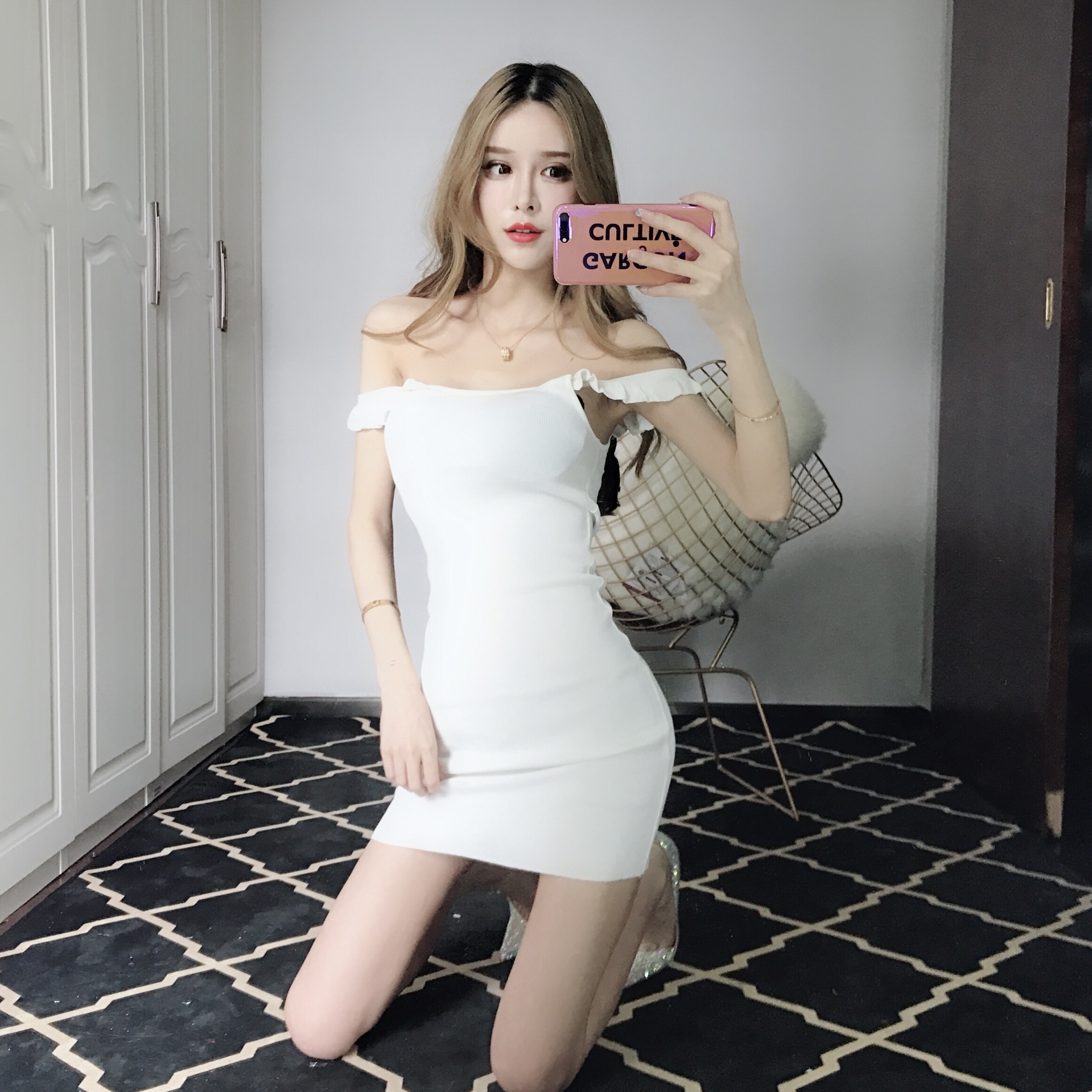 夏季新款低胸木耳边吊带露背针织弹力修身包臀连衣裙夜场桑拿沐足