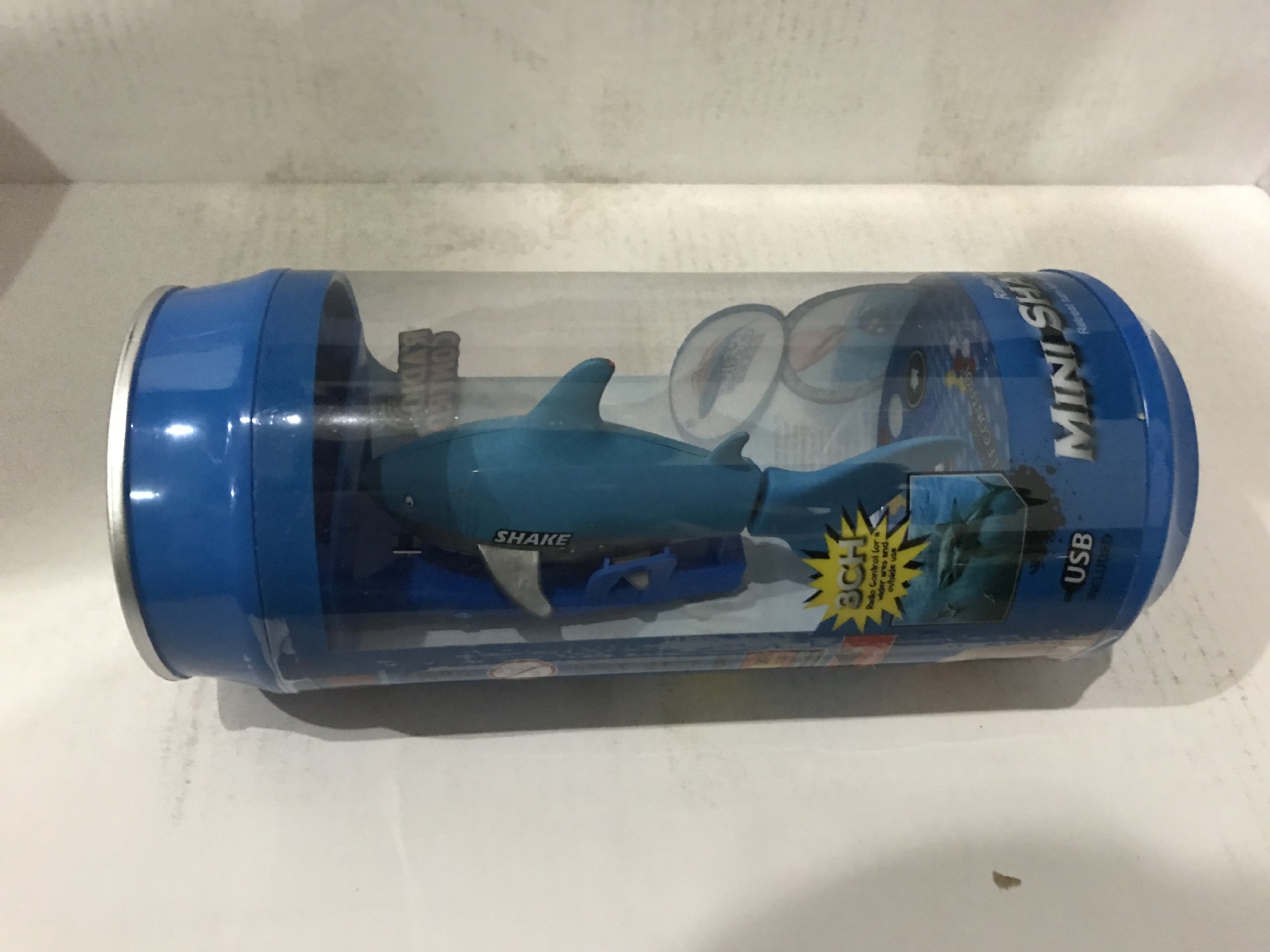 创新迷你遥控小鲨鱼 新奇特可乐罐水下遥控鲨鱼 儿童玩具3310b