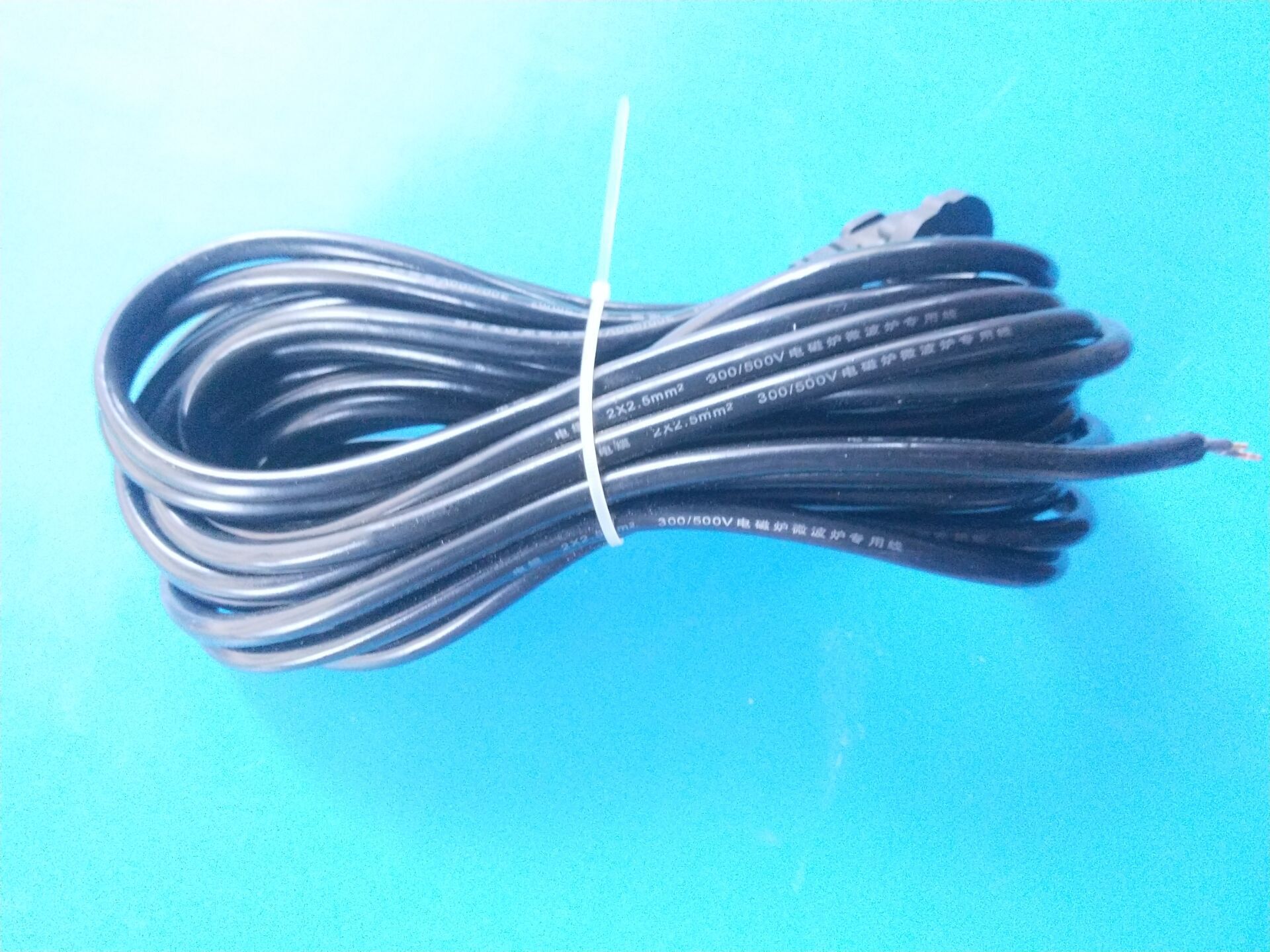 8米电源线三插电线2x2.5平方插板排插线黑色