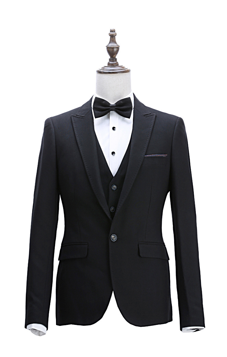 新款伴郎服出租结婚新郎西服商务正装大码兄弟团西装套装一件代发