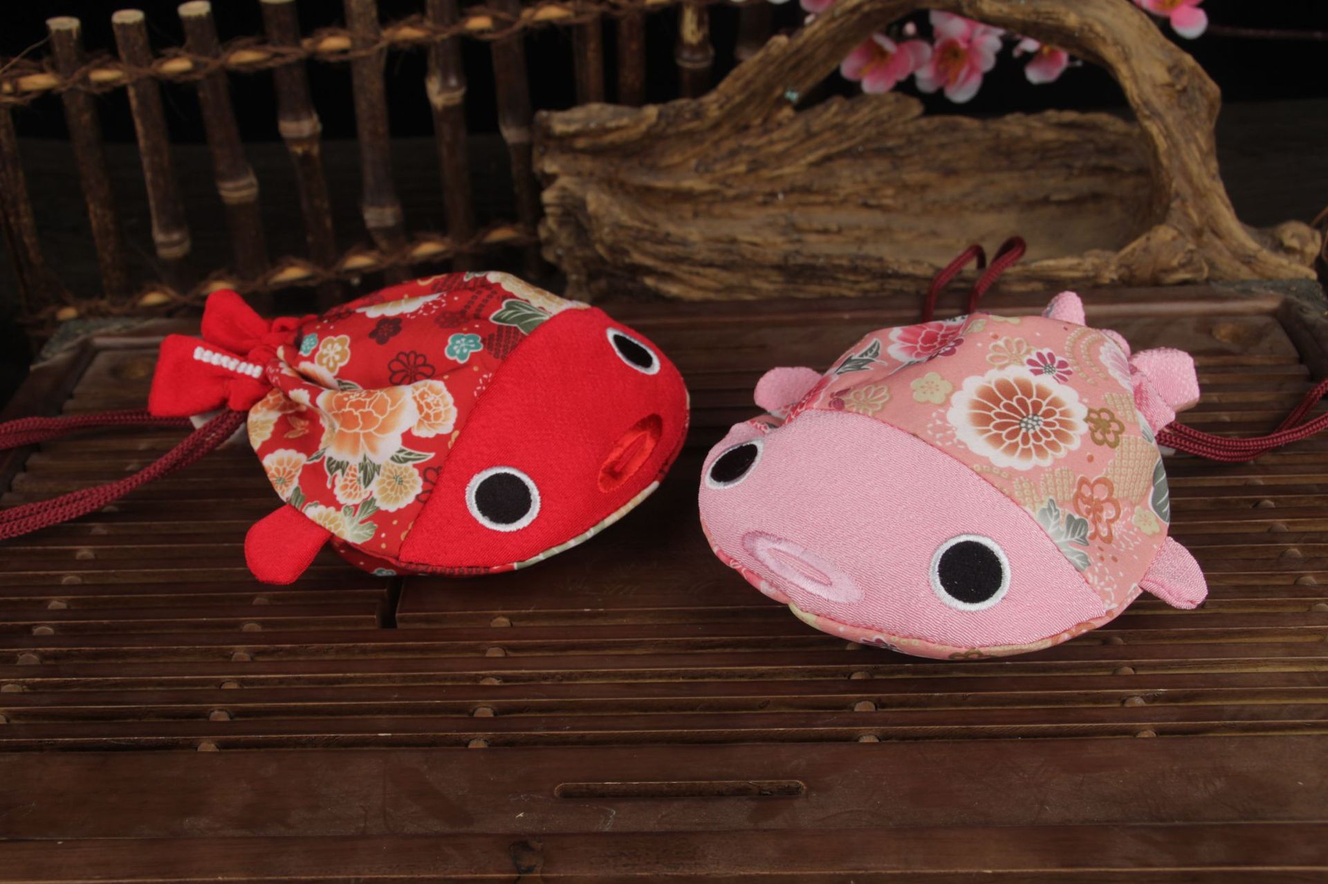 日本金鱼收纳福袋小布袋 红色喜庆 和风布艺尾巴束口袋抽绳批发