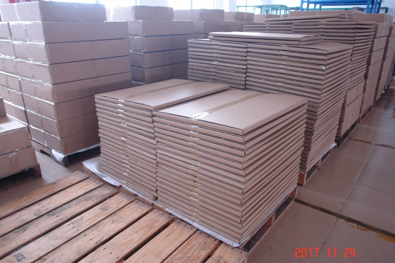 天然橡胶无纺布酒吧垫 定制热转印带黑边广告吧垫