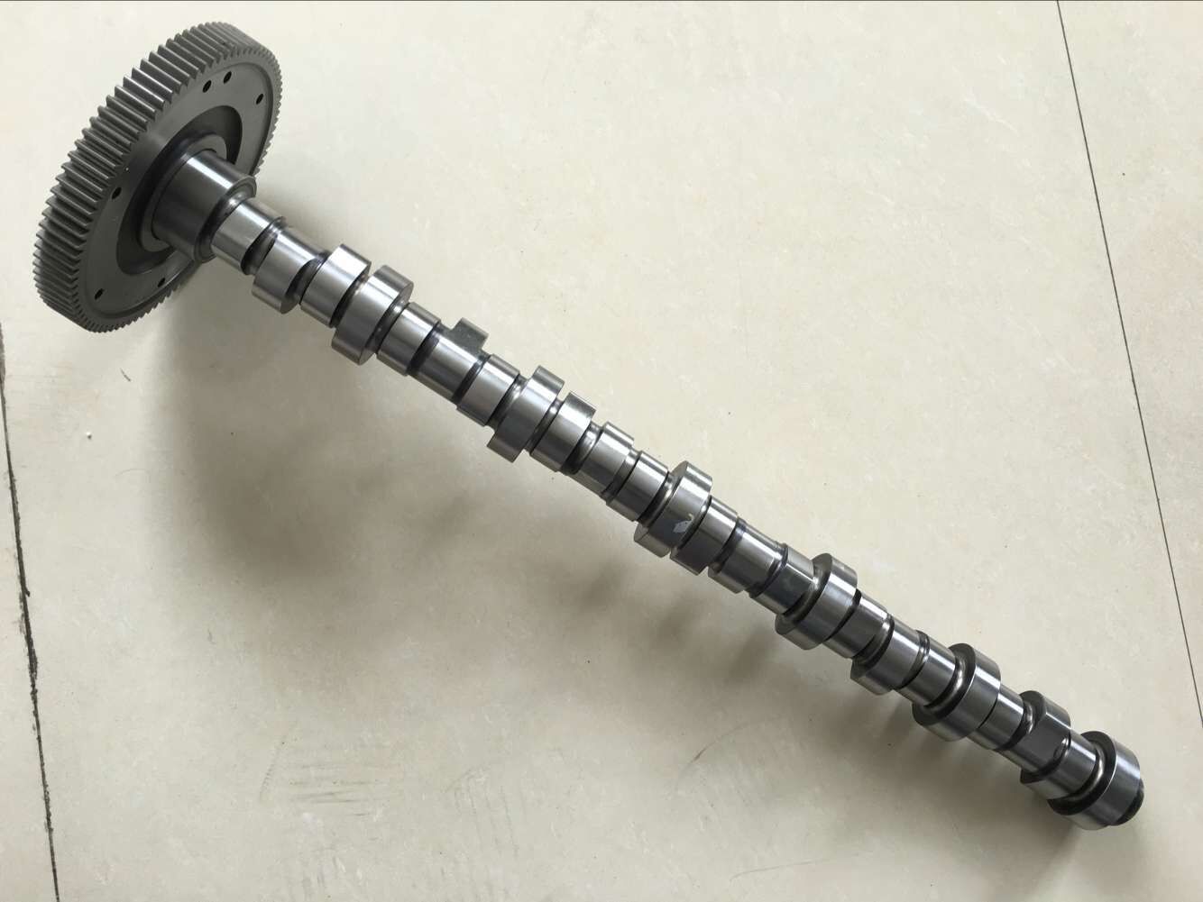 厂家直销 优质发动机凸轮轴 沃尔沃volvo/道依茨deutz d6d 带齿