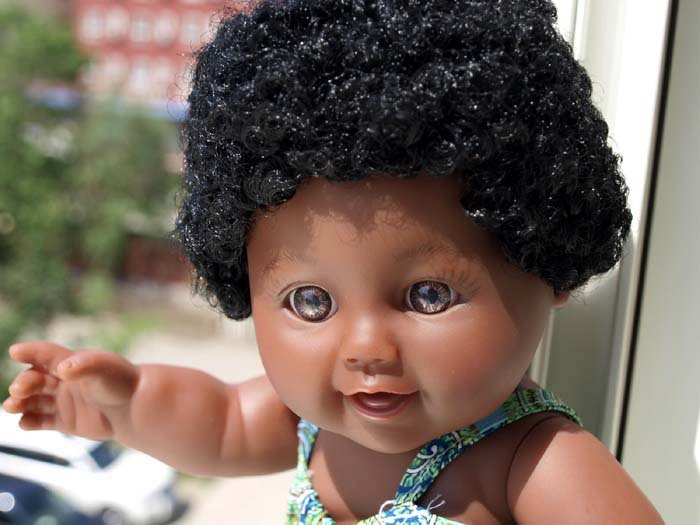 30厘米爆炸头女孩娃娃速卖通仿真娃娃非洲黑肤奈宝尼尔洋娃娃