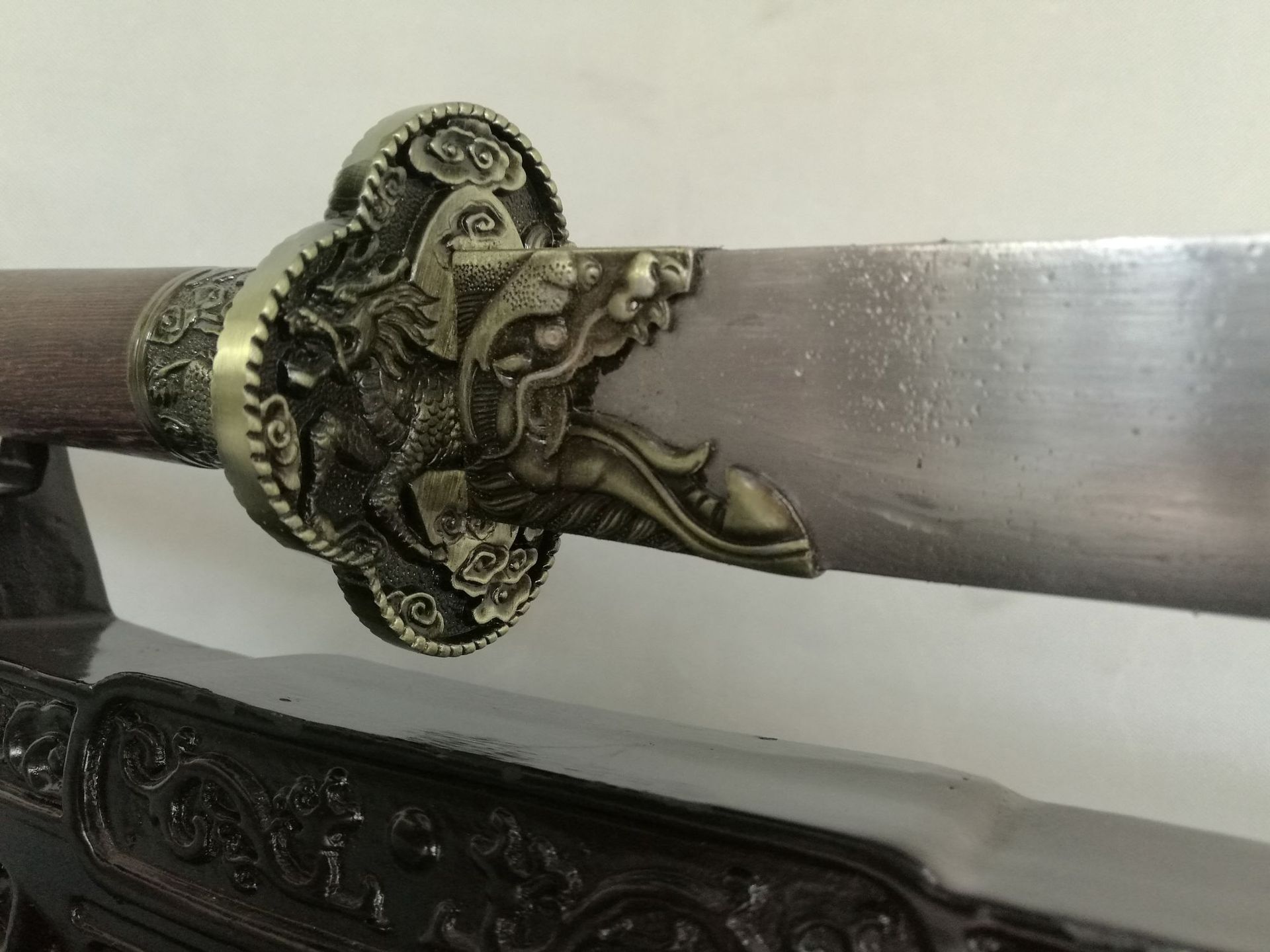 鸡翅木康熙战刀