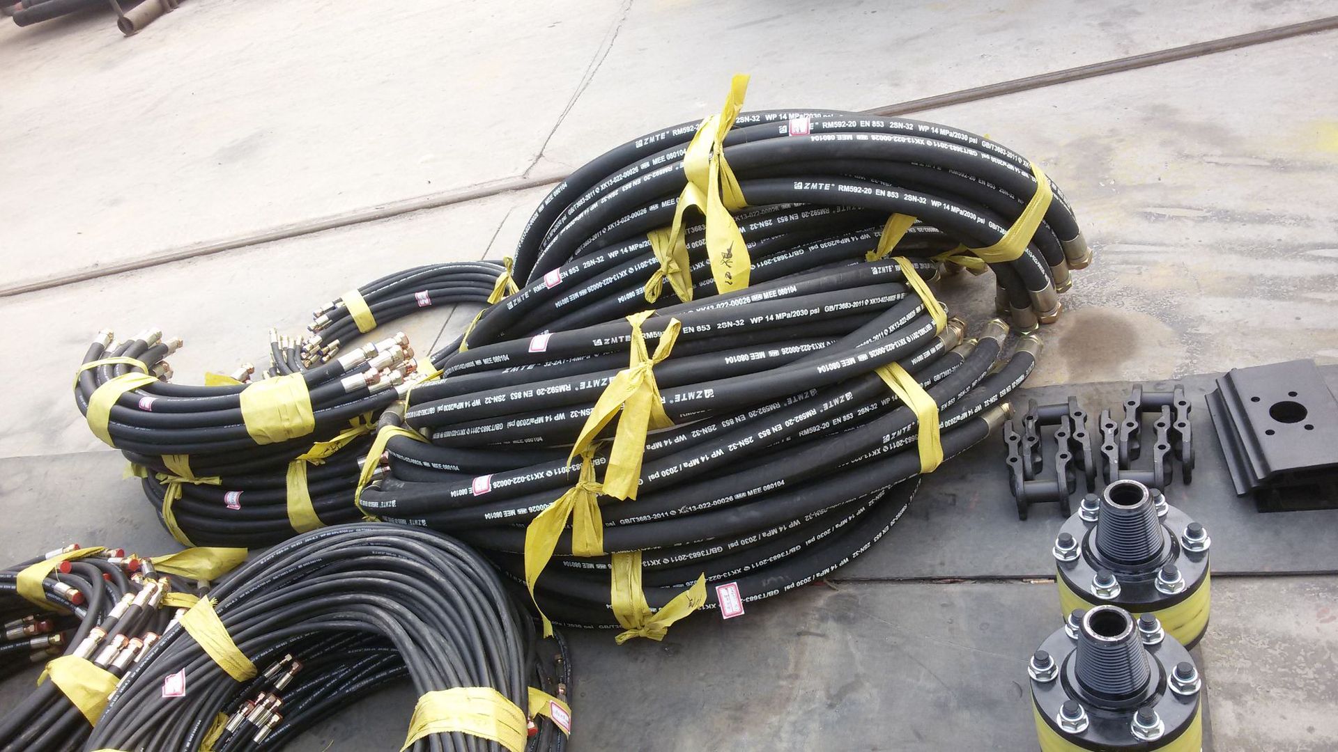 cm351钻机配件厂家供应特价优质阿特拉斯d50-全套油管风管