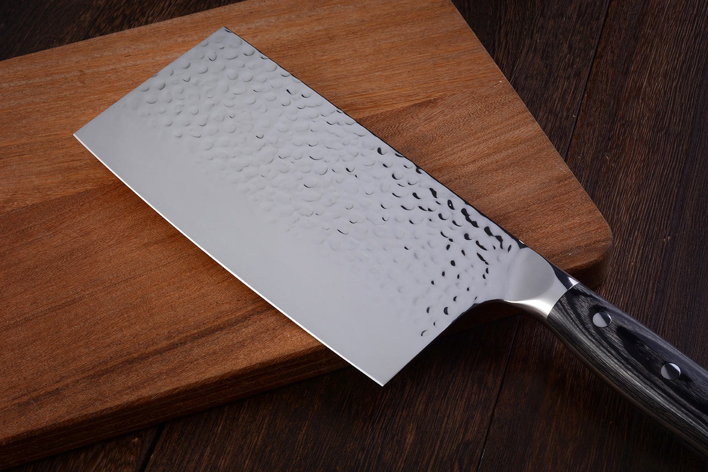 7寸德国钢锤纹切片刀彩木手柄