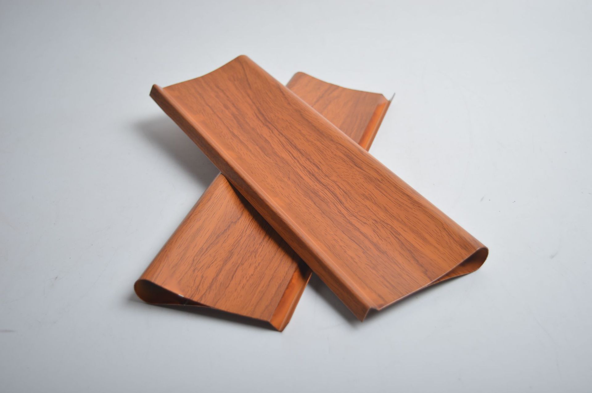 铝合金滴水挂片 商场吊顶造型7字挂片 木纹滴水铝挂片天花吊顶