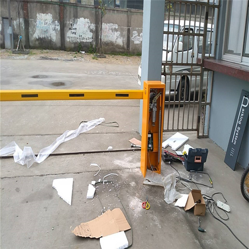 电动抬杆门 小区大门升降栏杆  门卫遥控停车场起落杆  道闸