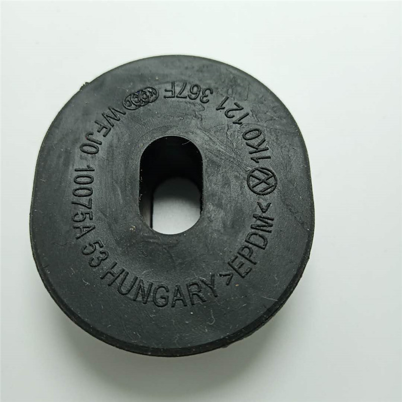 厂家 水箱支架 各种车型水箱支架胶墩 水箱胶墩 1k0 121 367f