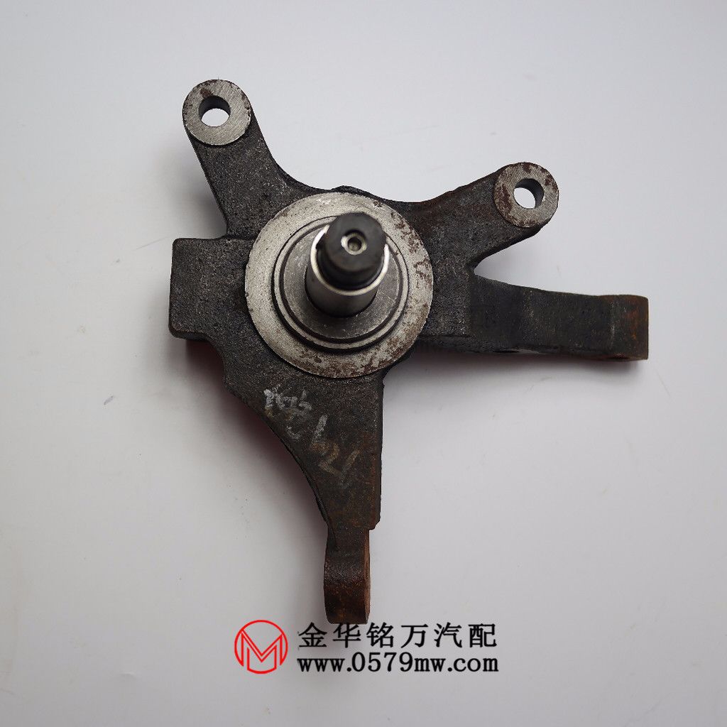 长安星卡1026/长安二代 货车前羊角 前转向节总成 l/r