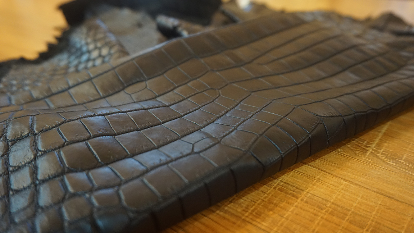 【与龙共舞】进口尼罗鳄特a级鳄鱼皮料皮革原材料水染服装革批发