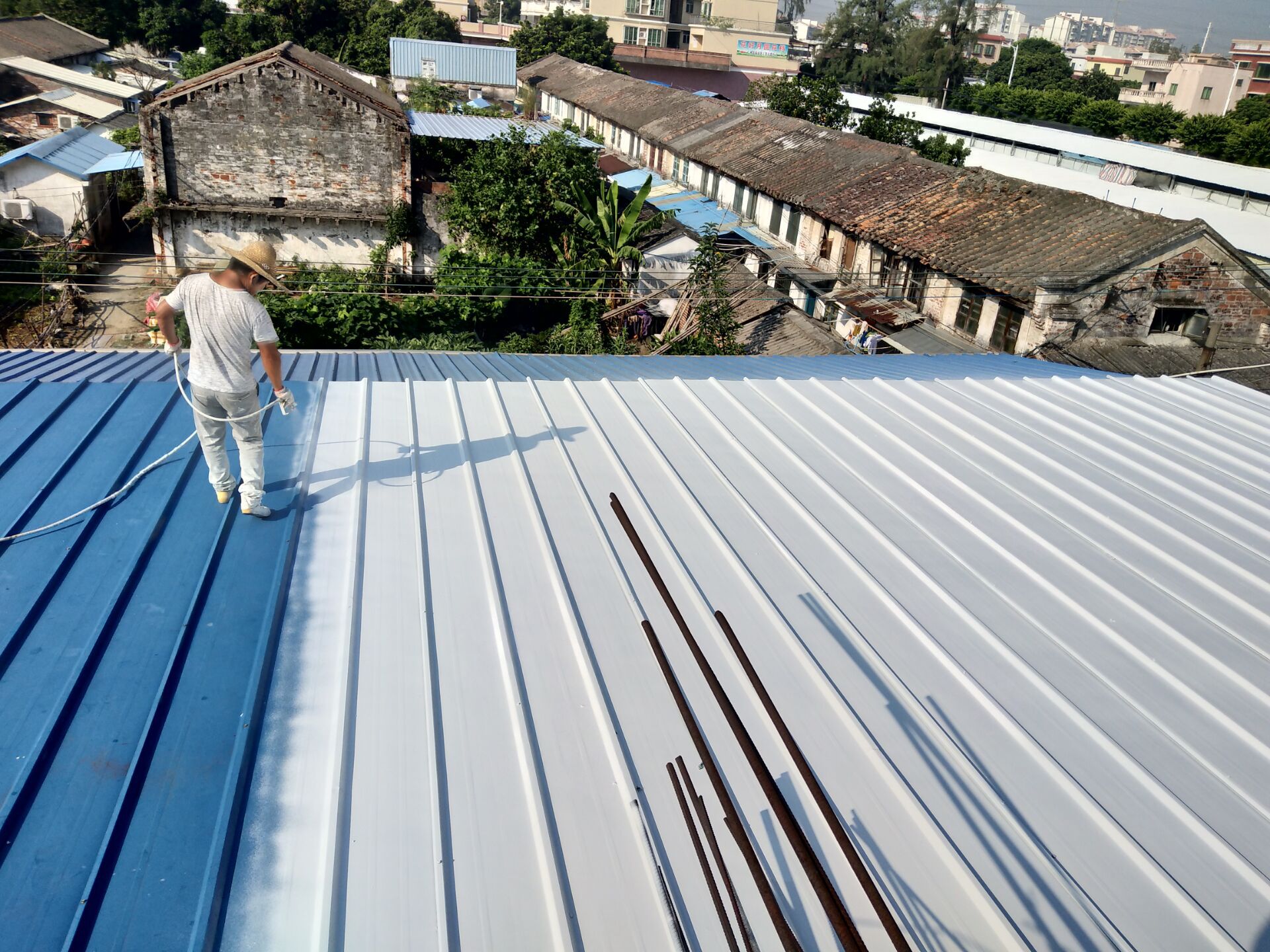 东莞深圳广州金属屋面隔热降温涂料 厂房隔热降温铁皮房隔热涂料