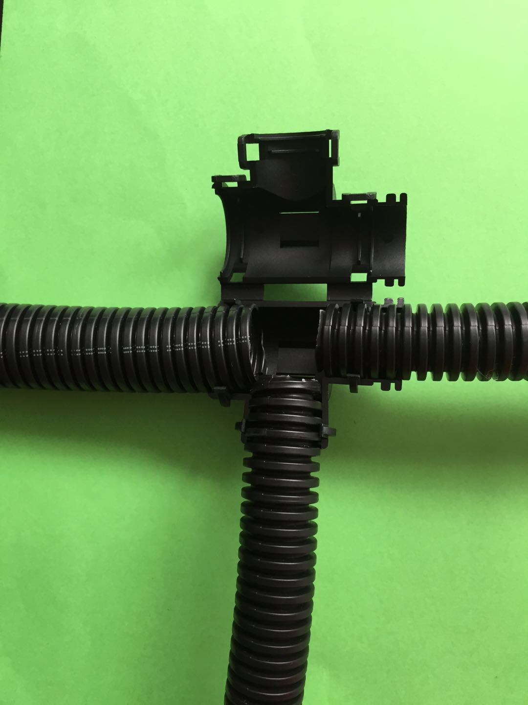 三通卡扣 管卡 汽车阻燃波纹管卡扣 线束波纹管卡箍电线套管