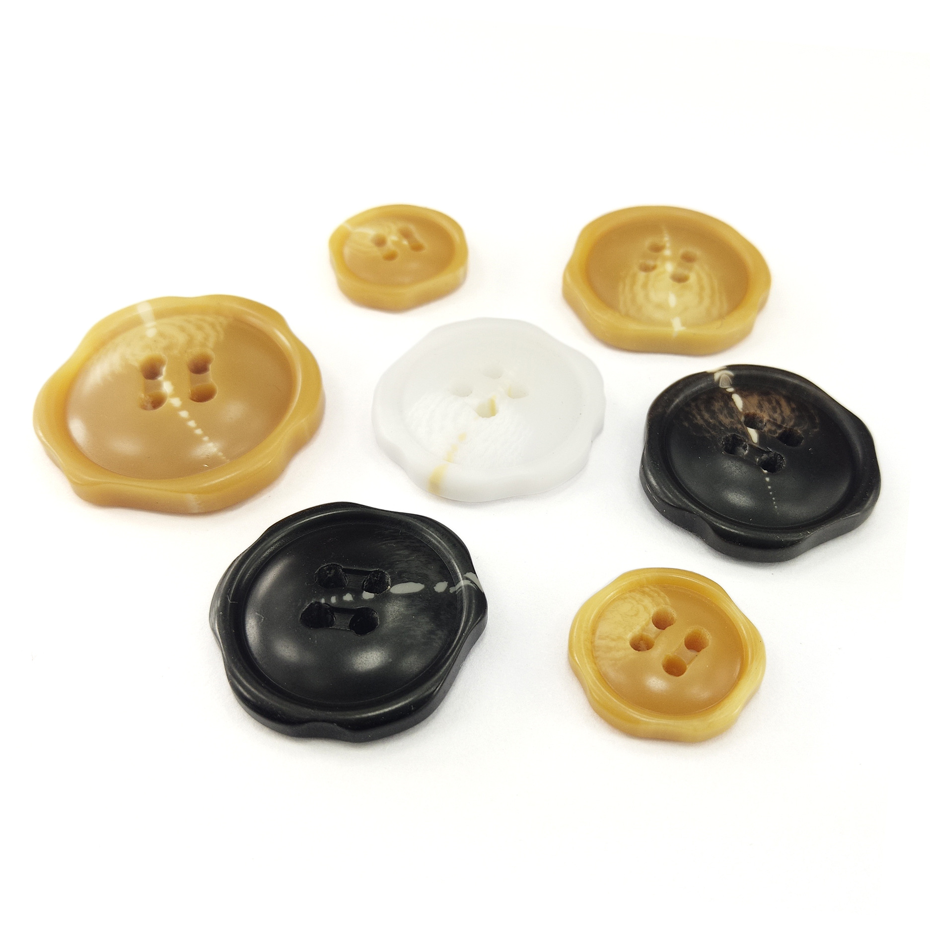 不规则花形棒花异形四眼树脂纽扣 高档风衣大衣钮扣扣子 厂家直供