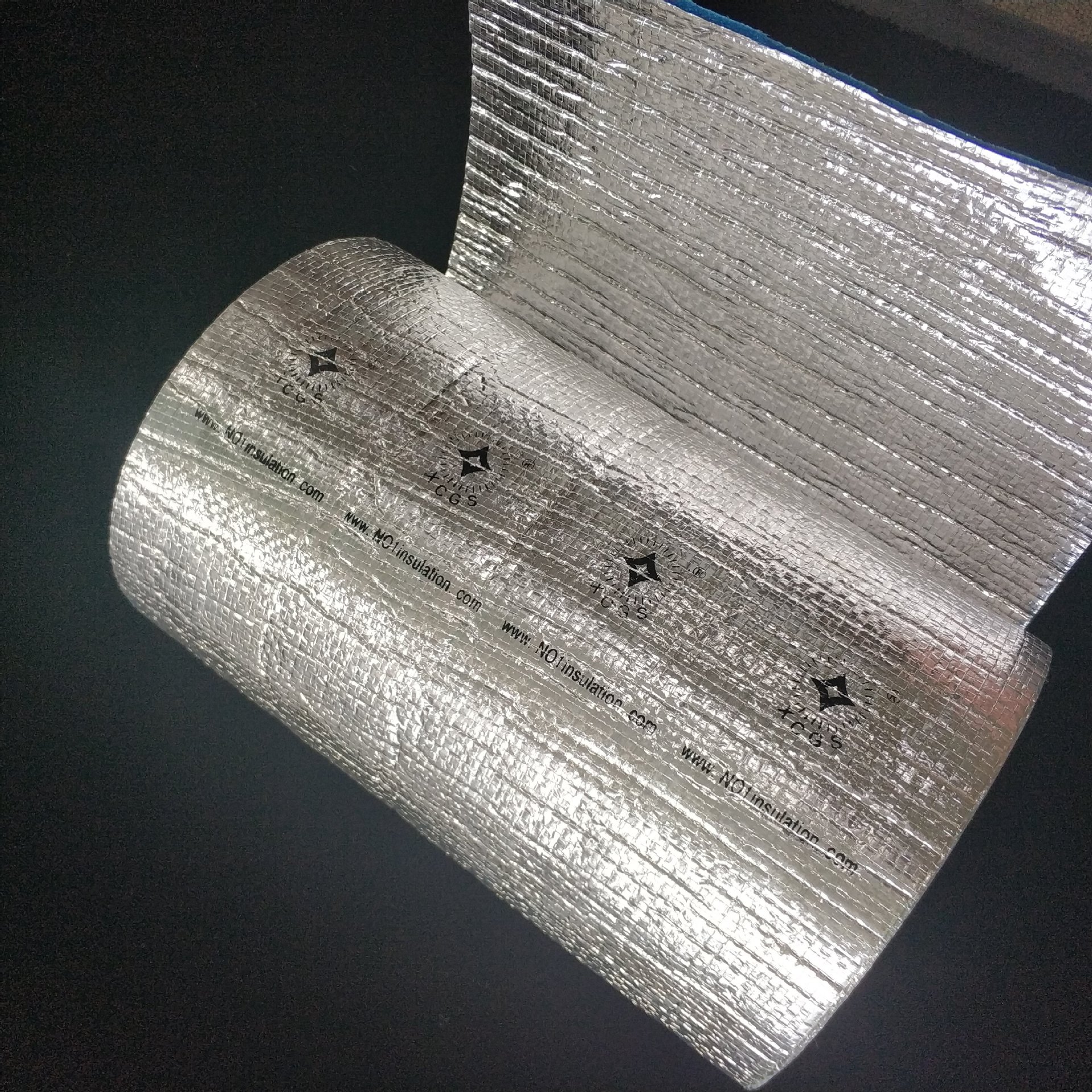 背胶隔热材 房屋隔热保温材料 温室保温材料 铝箔气泡隔热