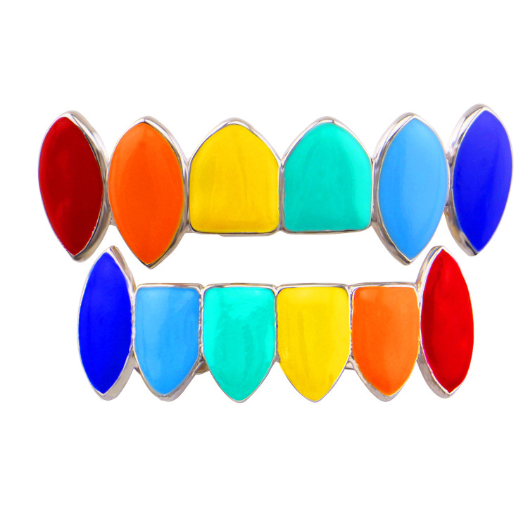 吸血鬼假牙尖牙