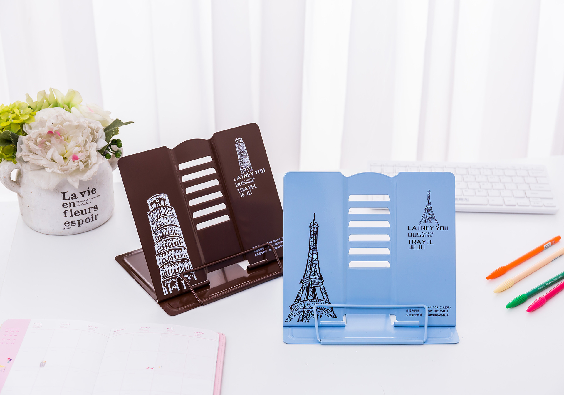 爆款学生桌面看书架护眼阅读架可折叠金属卡通书立架可来图片定制