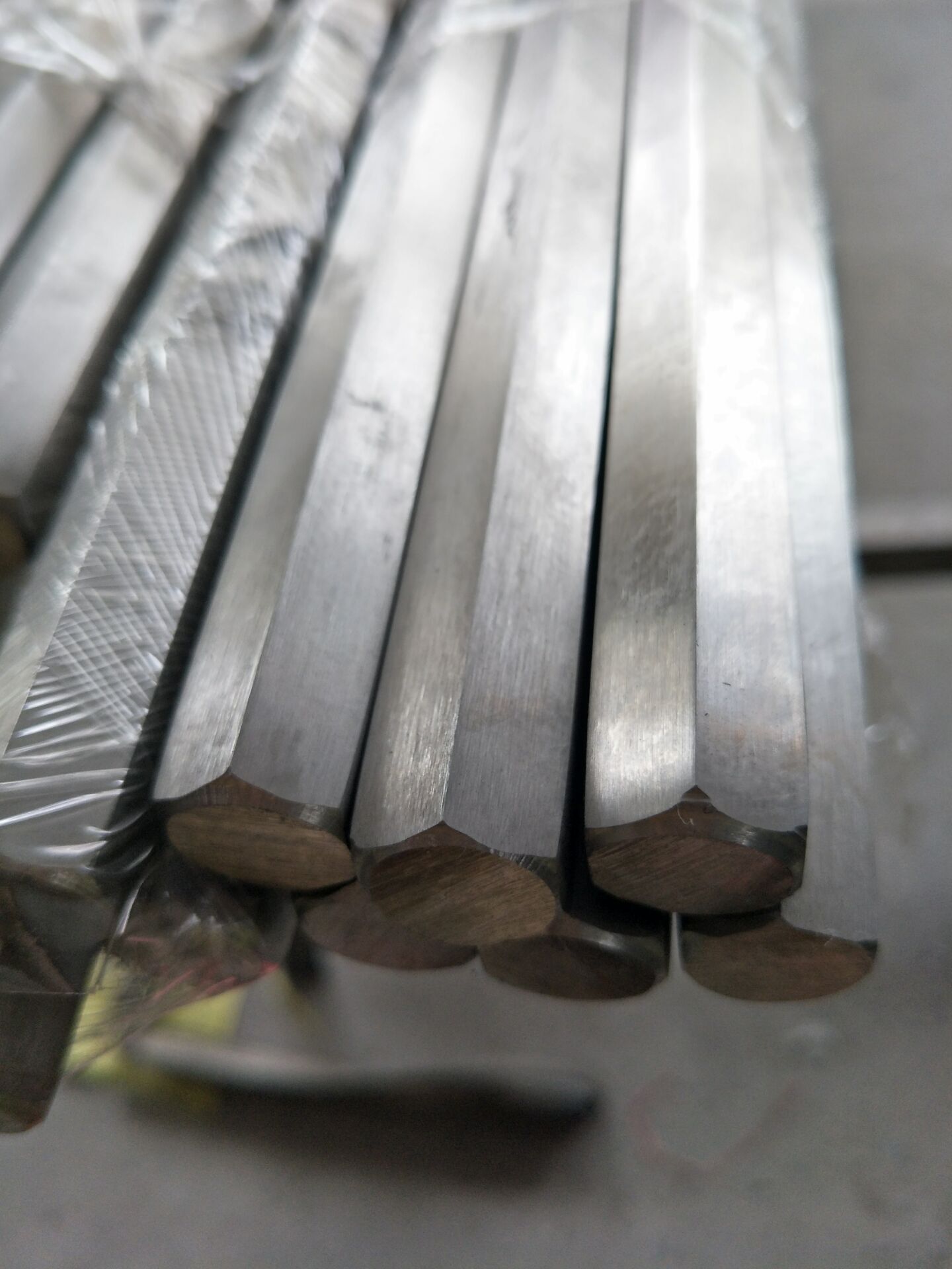 直销303/304/316不锈钢六角棒 六角钢棒 不绣铁六角棒可切割 零售