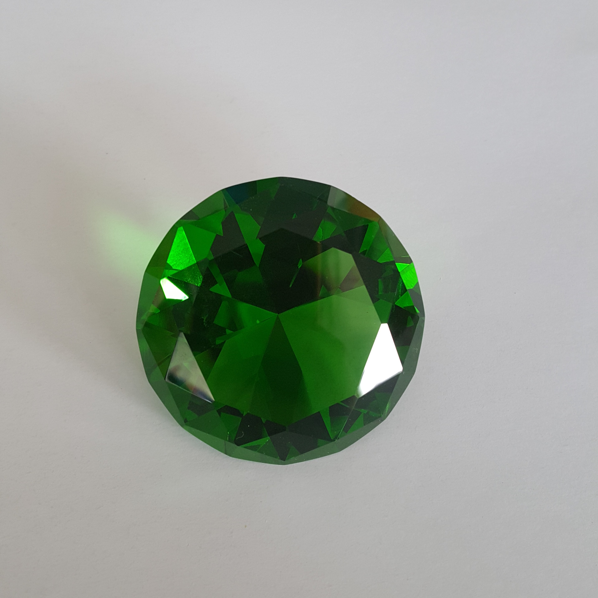 厂家直销60mm水晶k9玻璃钻石多尺寸小钻石创意工艺品摆件奖杯配件