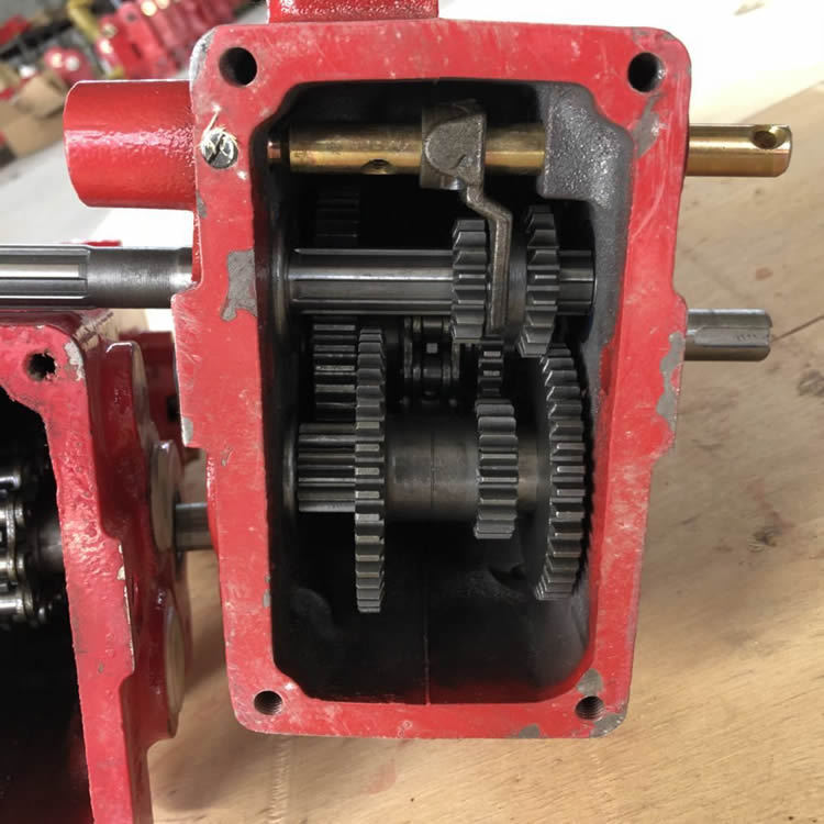 旋耕机500型链条机 800型松土耕地机变速箱 多功能汽油微耕机