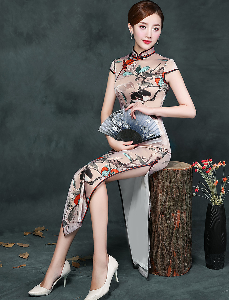 金齐奕新款仿真丝长款低开衩修身旗袍 走秀宴会演出短袖修身旗袍