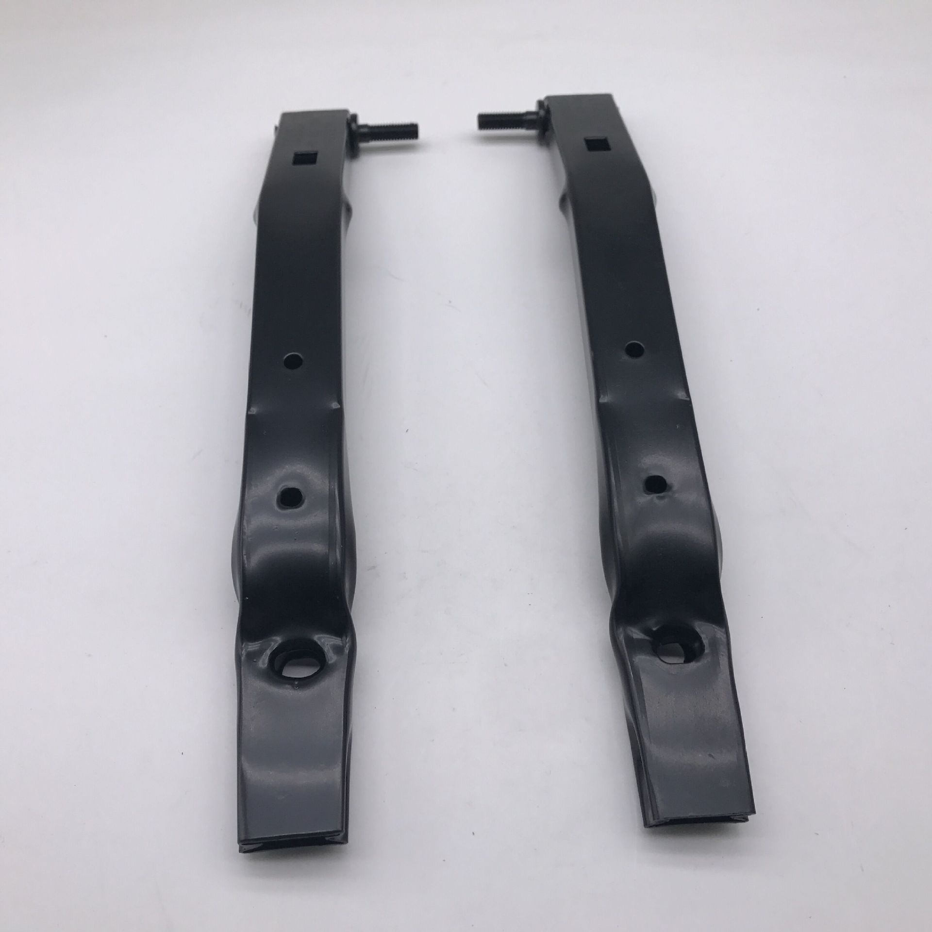 适用奥迪q5水箱框架铁支架横梁支架8r0805527a8r0805528a