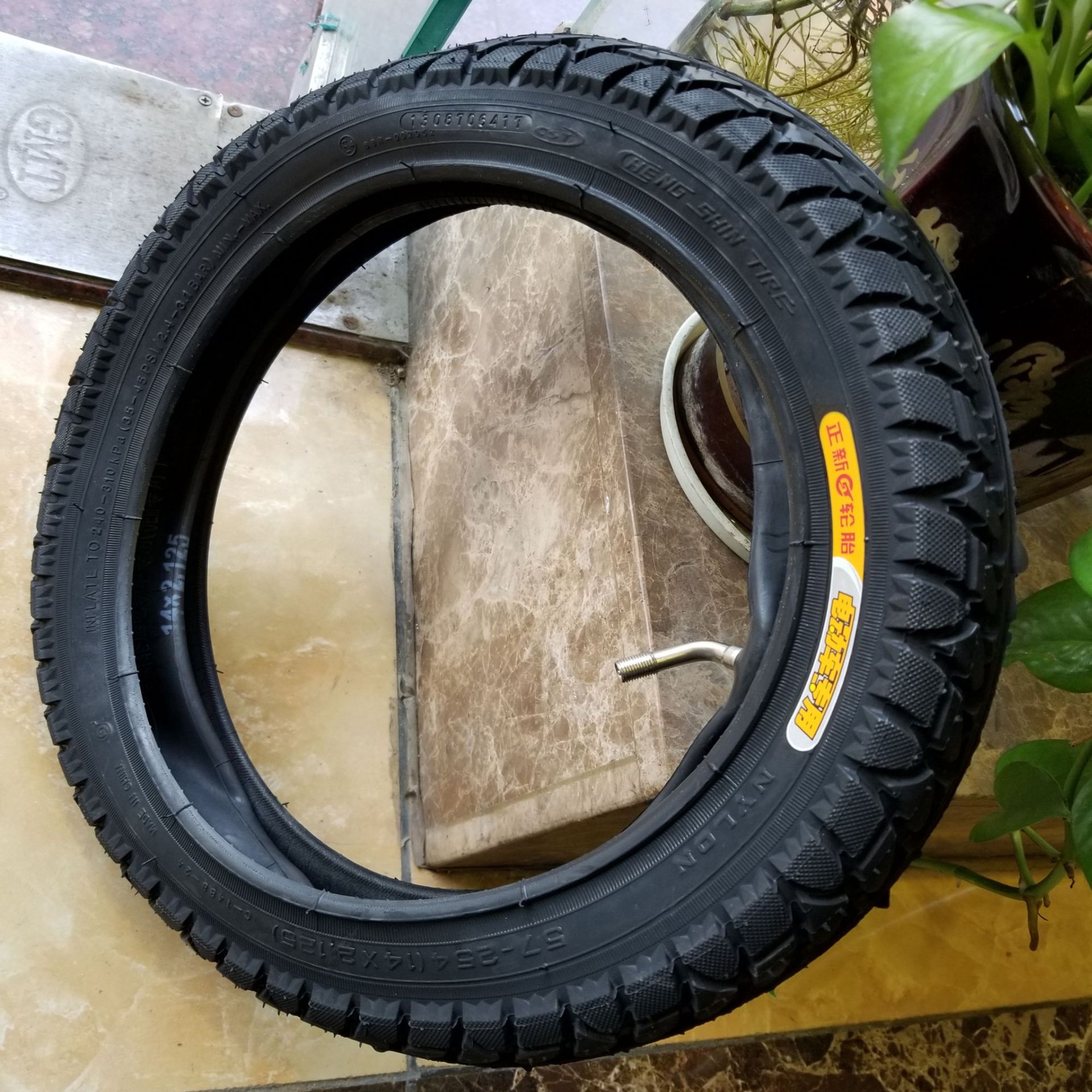 正新1 4寸外胎 14*2.125轮胎 锂电车专用弯嘴内胎 折叠车轮胎