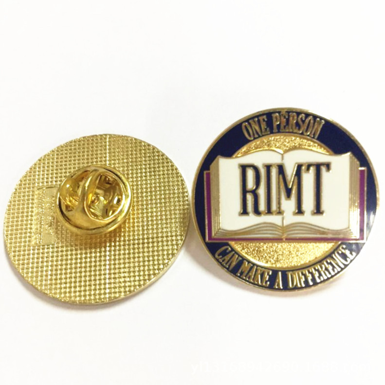 日本原宿风饰品徽章定做批发 金属徽章胸章 丝印logo 学校校徽