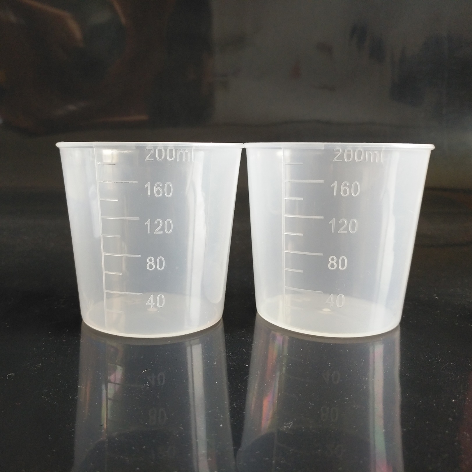 供应批发优质透明200ml塑料烧杯 带刻度pp量杯 厂家直销