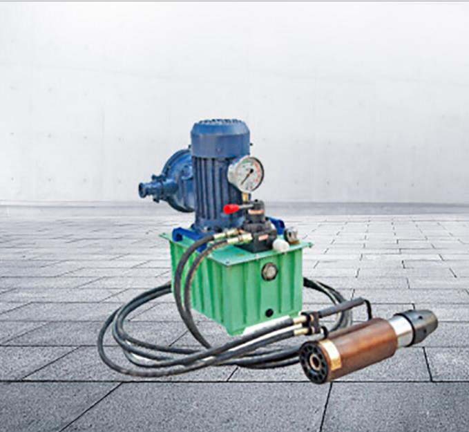 电动锚索张拉机具产品用途 : 锚索张拉机具是煤矿巷道锚索预应力张拉