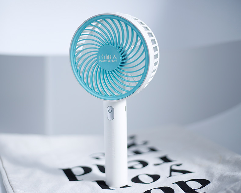 南极人手持迷你小电风扇便携式随身手拿风扇usb可充电式学生风扇