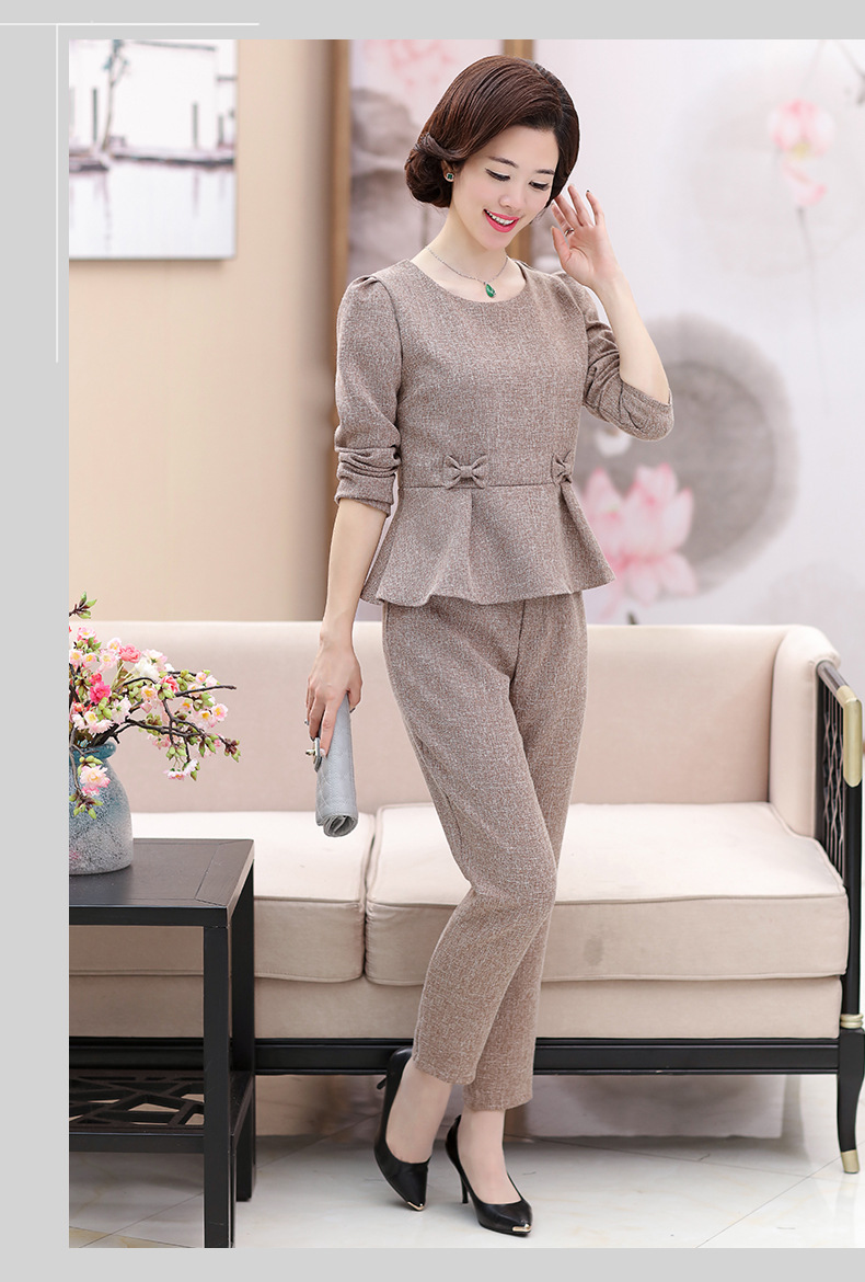 时尚中青老年女装2018春装新款长袖套装妈妈装修身腰蝴蝶两件套装