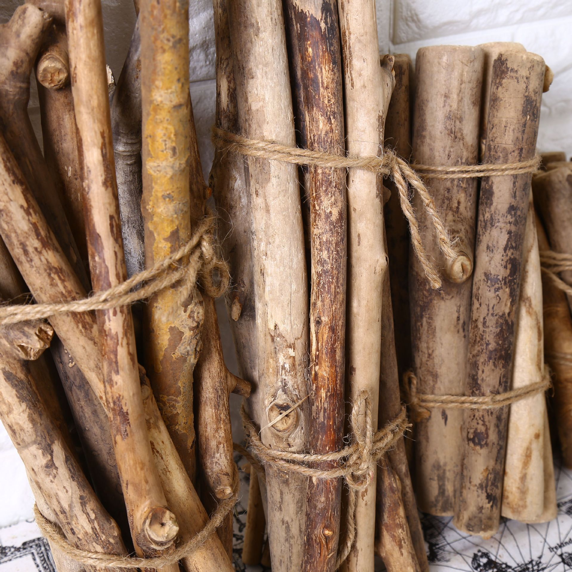 复古怀旧天然原生态木棍 木条 树皮摆件干树枝拍摄道具创意装饰品