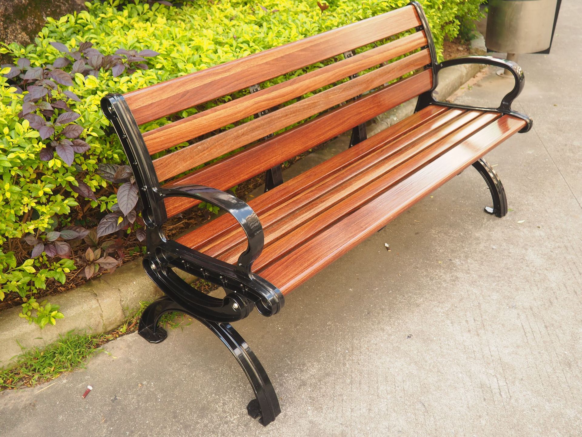 景区公园椅木纹户外公园椅园林椅铸铝纤维木长条椅实木靠背公园椅