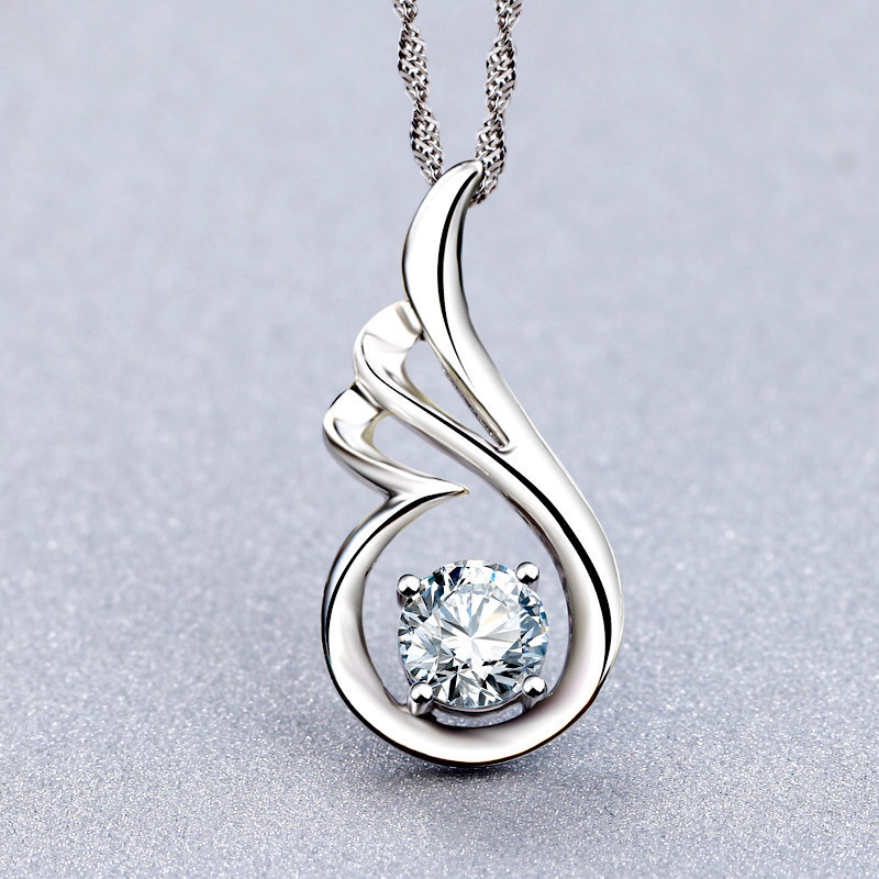 地摊货 瑞士钻天使之翼吊坠钻石项链 女锁骨链短款 韩国饰品批发