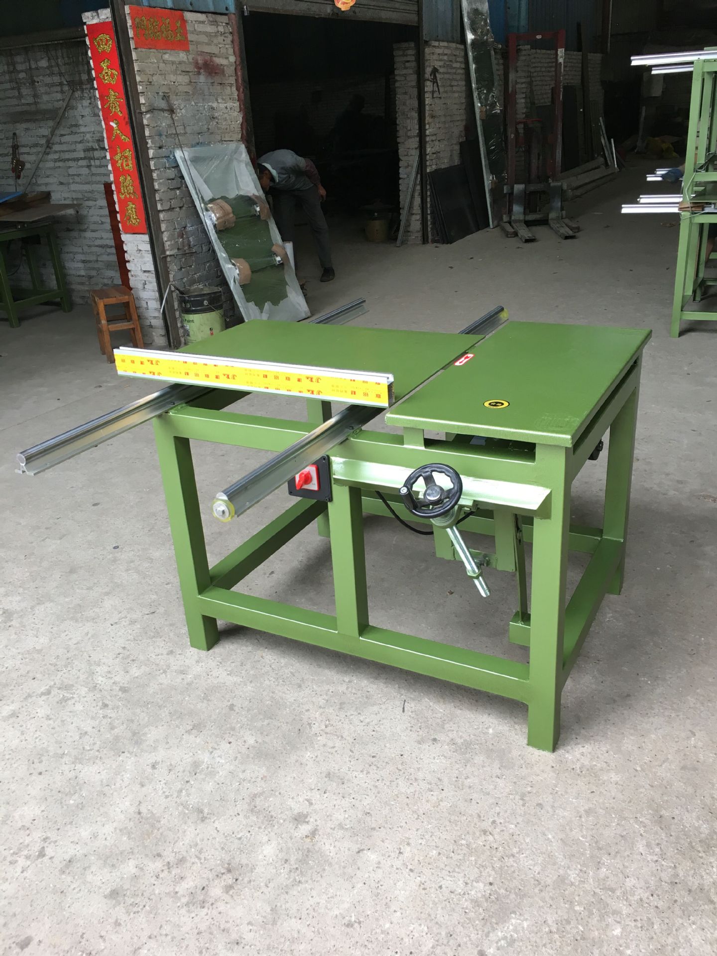 木工机械 捷发mj1500 1.5米精密90度推台锯 木工裁板机厂家直销