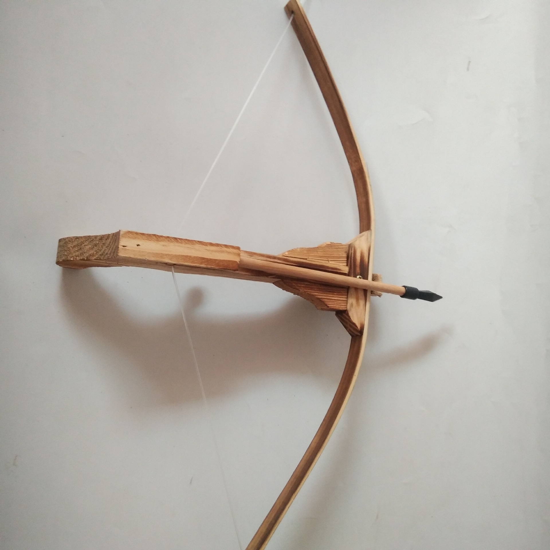 厂家直销木质仿真兵器 木质弓弩 橡胶箭头无杀伤力 地摊景区热卖