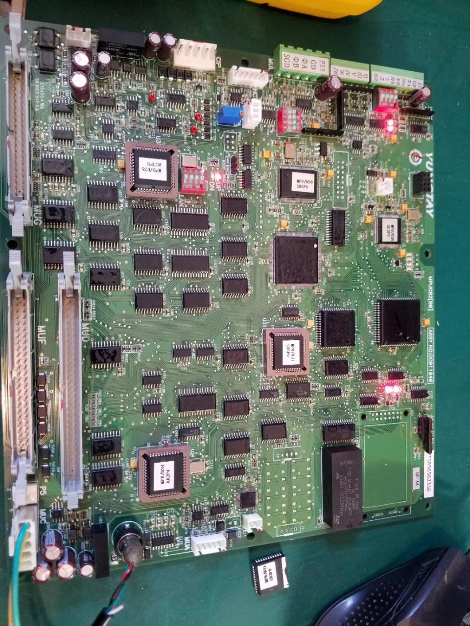 专业维修永大电梯主板/副板/轿顶板/通讯板/门机板/外呼板维
