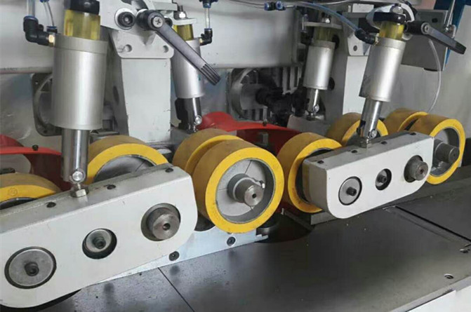 【四面刨送料轮】供应富豪,青城,锐亚,邵武振达原厂送料轮