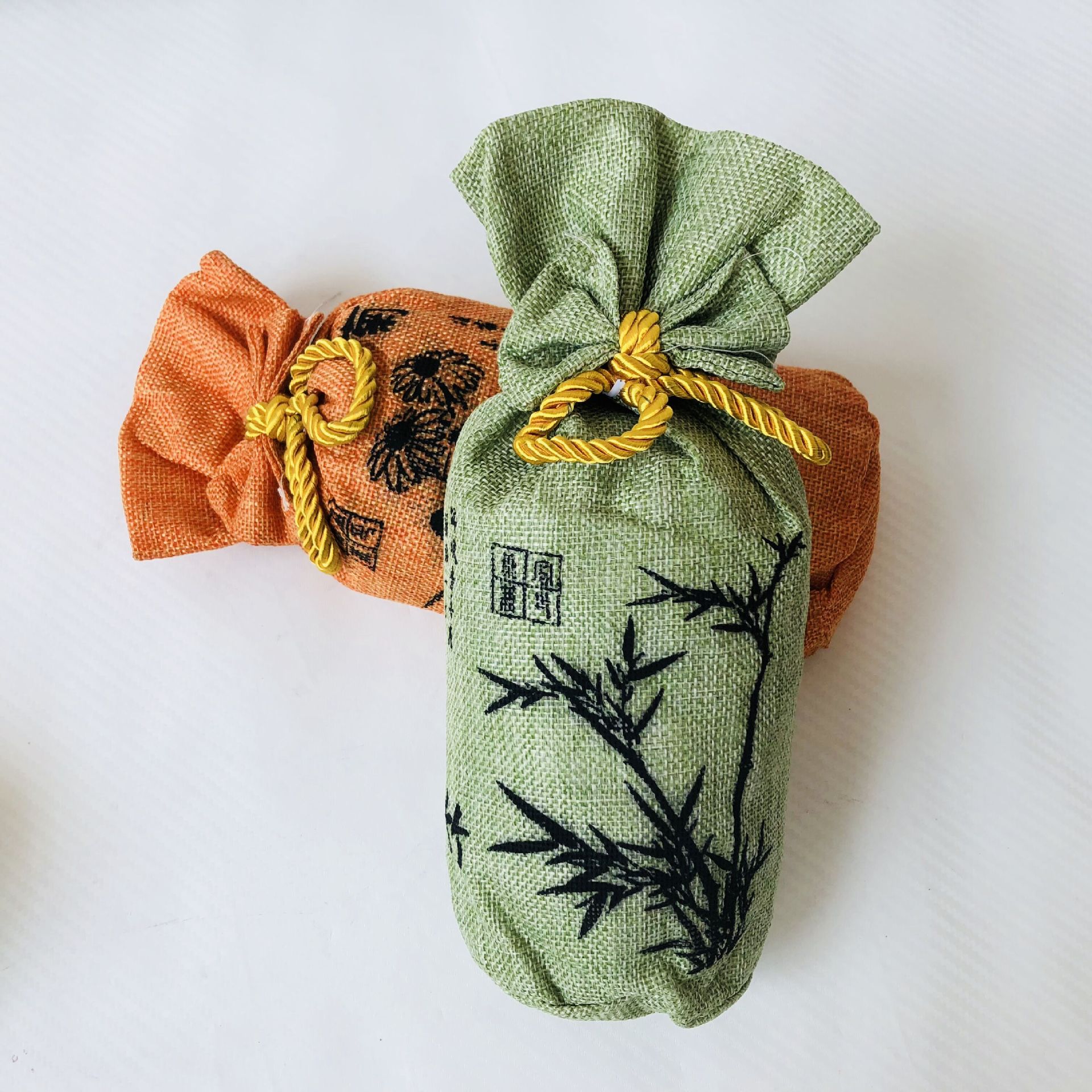 车用竹炭包梅兰竹菊280克 除甲醛除异味净化空气 家用车用竹炭包