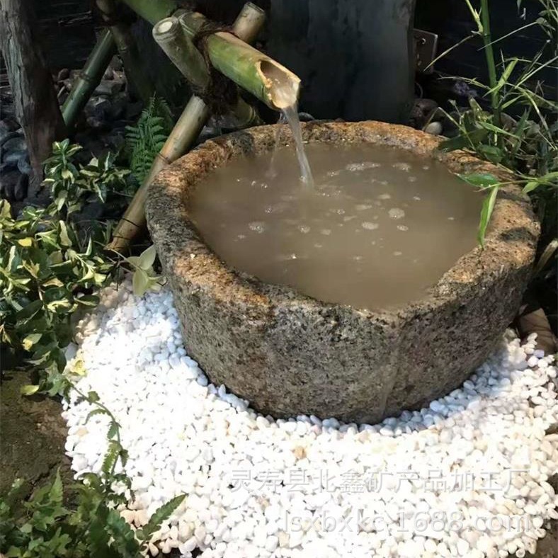 厂家供应日式枯山水景观用白色鹅卵石 园林造景装饰白色小石头子